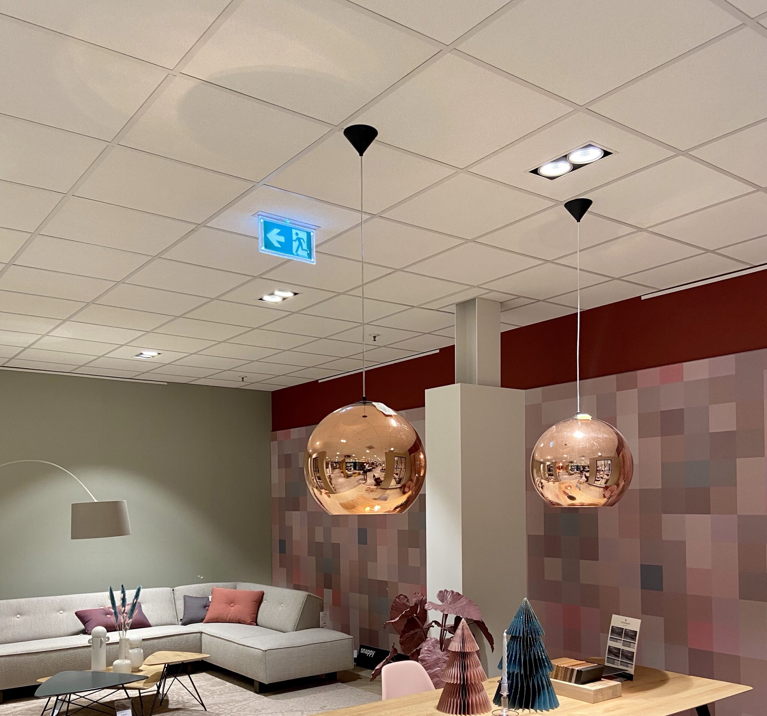 Noodverlichting installeren: Stappen en beste praktijken